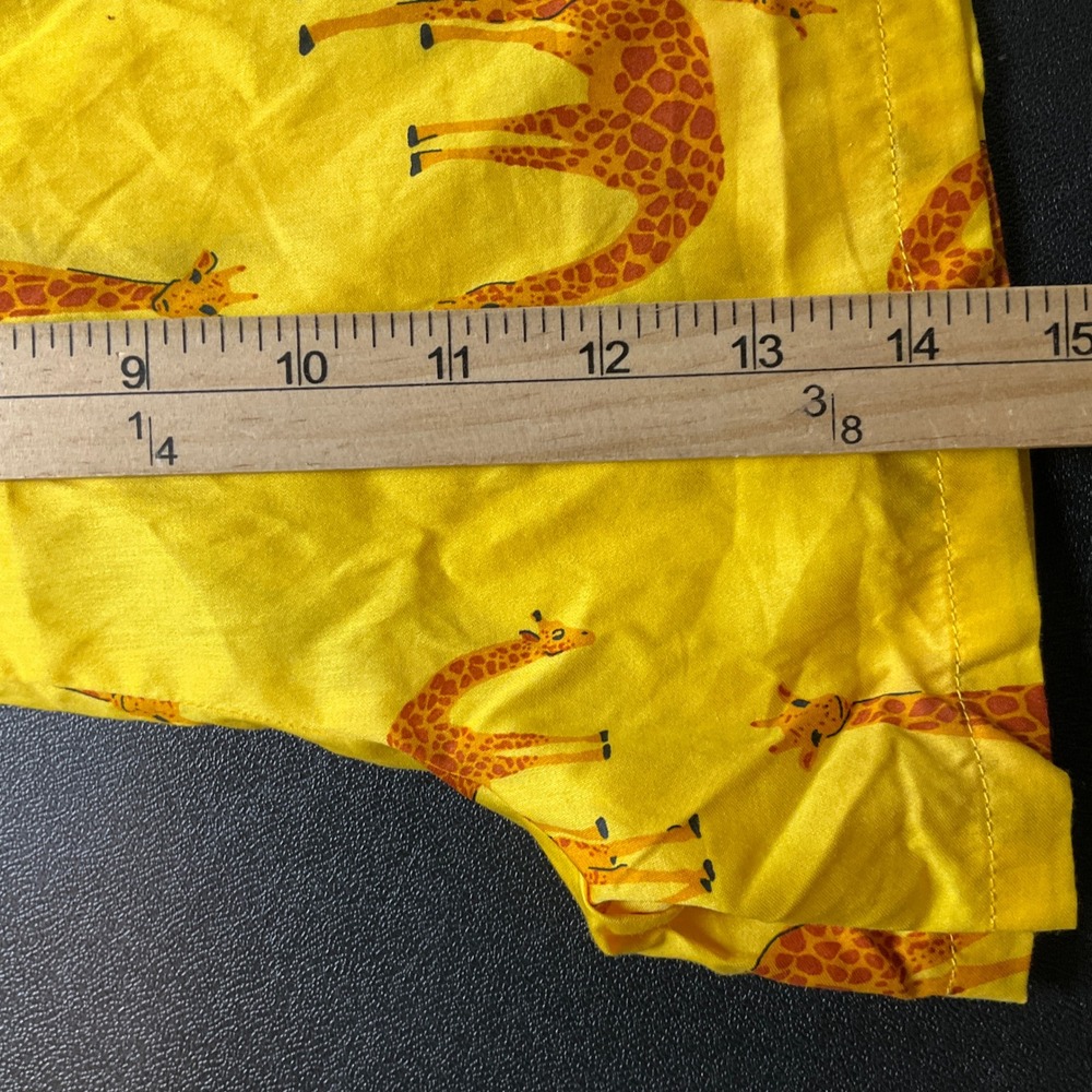 ModCloth Shorts Women M Yellow Cotton Giraffe Print High Rise Quirky Whimsical - Picture 8 of 11